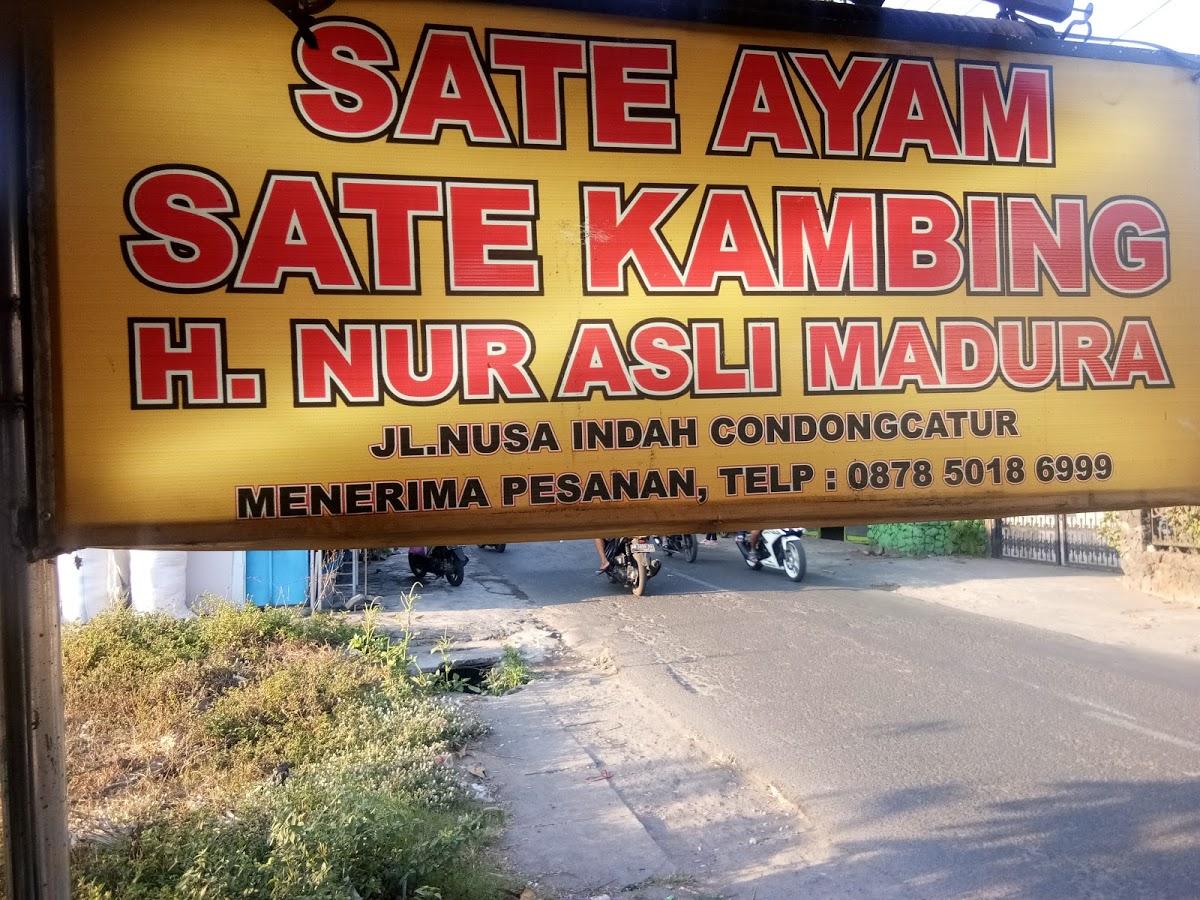 Spanduk barù warung sate Buk Yuleka