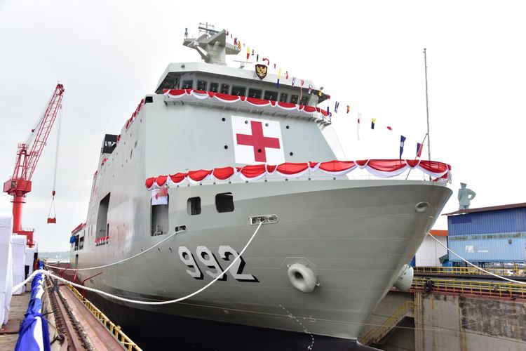 (Peresmian kapal Bantu Rumah Sakit TNI AL ketiga KRI dr Radjiman Wedyodiningrat-992, Kompas.com, 17/8/2022).