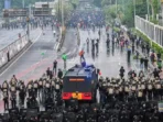 Demo 4 September 2025: Penyerahan Simbolis 17+8 Tuntutan Rakyat di DPR (Antara/Rivan Awal Lingga)